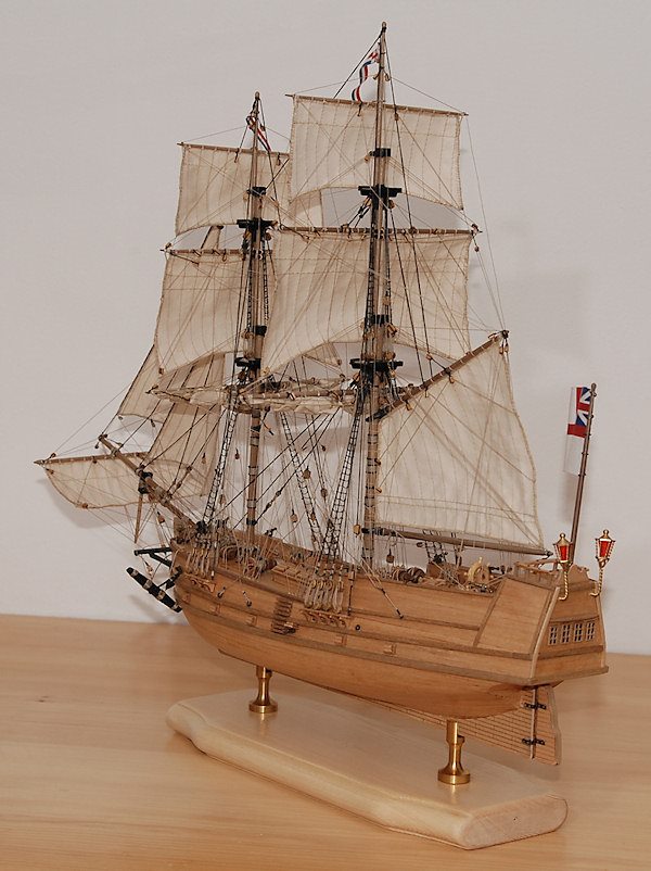 Image of 1:150 Scale Mantua Golden Star by Jan Havel
