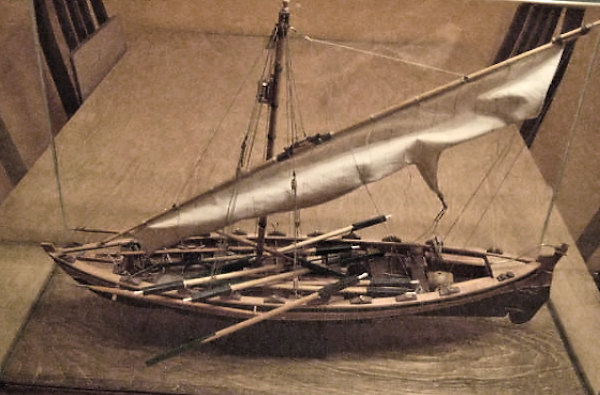 Image of The Open Whaler Lancia Baleniera