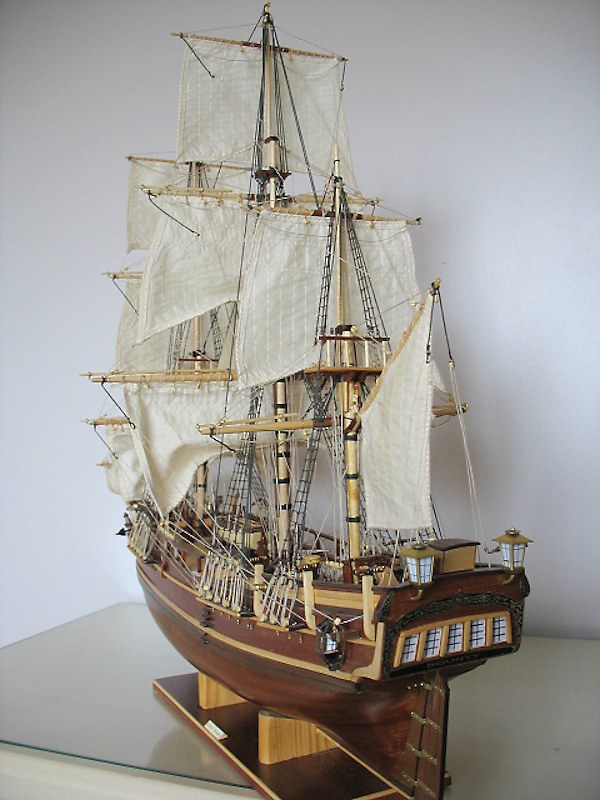 Image of Scale 1:50 HMS Bounty Constructo