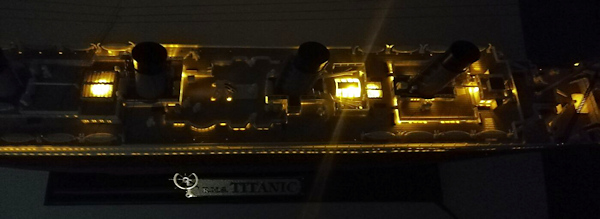 Image of Academy 1/400 RMS Titanic (Fully lit)