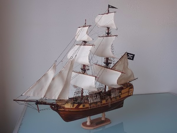Image of 1:80 Scale OcCre Corsair Brig