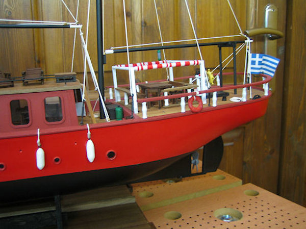 Image of Scale 1:43 Mantua Trotamares: Sailing Motor Yacht