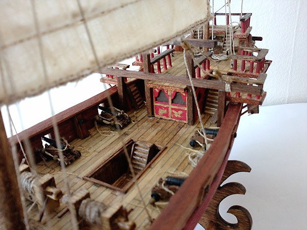 Image of 1:100 Scale Amati Chinese Pirate Junk
